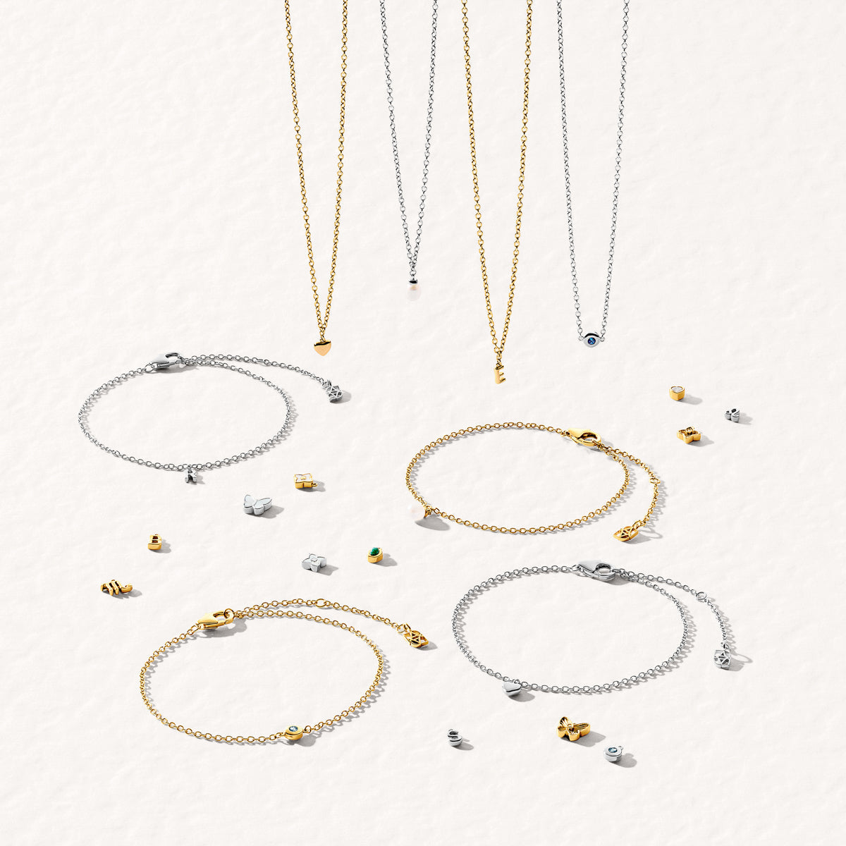 Fine Molten Heart Bracelet (Gold)